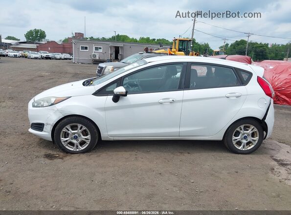 3FADP4EJ2GM112303 2016 FORD FIESTA White Սալոնի 360 աստիճան տեսք