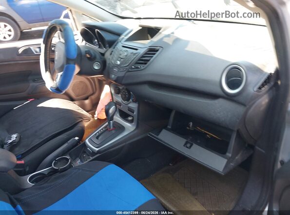 3FADP4EJ2GM118148 2016 FORD FIESTA Silver Widok wnętrza z przodu