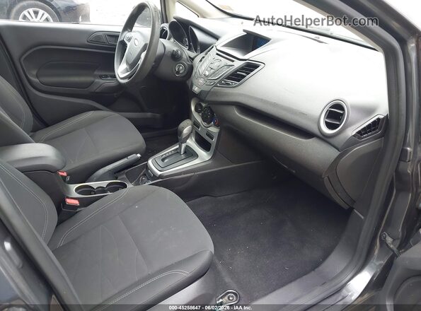 3FADP4EJ2HM147022 2017 FORD FIESTA Gray Вид салону спереду