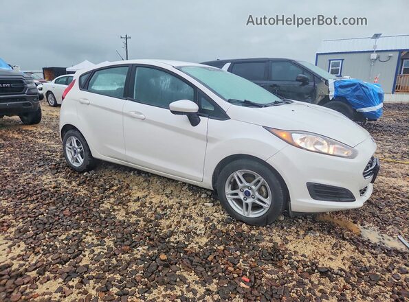 3FADP4EJ2JM106461 2018 FORD FIESTA White Delantero derecho