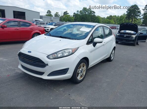 3FADP4EJ2JM111367 2018 FORD FIESTA White Front left