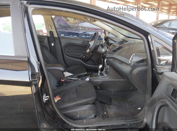 3FADP4EJ3JM111460 2018 FORD FIESTA Black Вид салону спереду