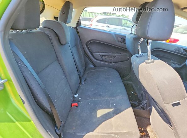 3FADP4EJ3JM142658 2018 FORD FIESTA Зеленый Вид задних сидений
