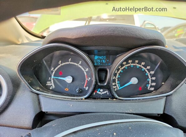 3FADP4EJ3JM142658 2018 FORD FIESTA Зеленый Вид щитка приборов