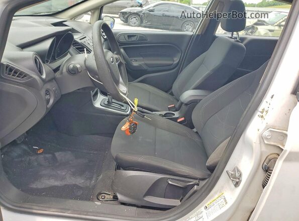 3FADP4EJ3KM104090 2019 FORD FIESTA White წინა სალონის ხედი