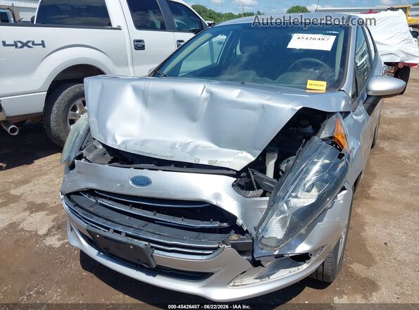 3FADP4EJ4JM101469 2018 FORD FIESTA Silver წინა ხედი