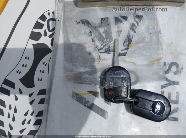 3FADP4EJ4KM139849 2019 FORD FIESTA Серебряный Вид панели приборов