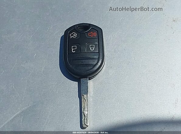3FADP4EJ5HM113088 2017 FORD FIESTA Красный Вид панели приборов