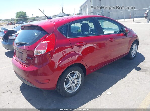 3FADP4EJ5HM113088 2017 FORD FIESTA Красный Задняя правая четверть