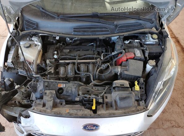 3FADP4EJ5KM117276 2019 FORD FIESTA Silver Widok wnętrza z tyłu