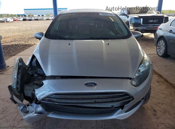 3FADP4EJ5KM117276 2019 FORD FIESTA Silver Widok z przodu