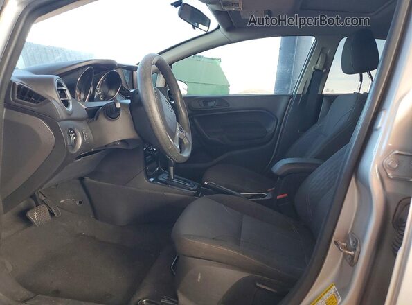 3FADP4EJ5KM117276 2019 FORD FIESTA Silver Widok wnętrza z przodu