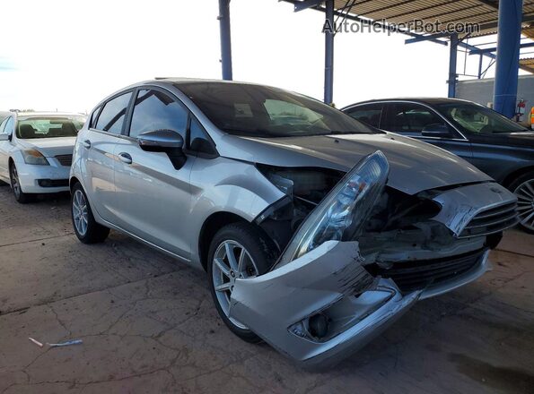 3FADP4EJ5KM117276 2019 FORD FIESTA Silver Przód prawy