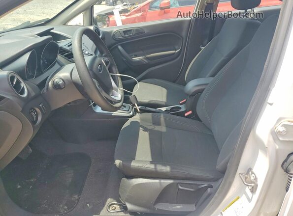 3FADP4EJ5KM156496 2019 FORD FIESTA White 