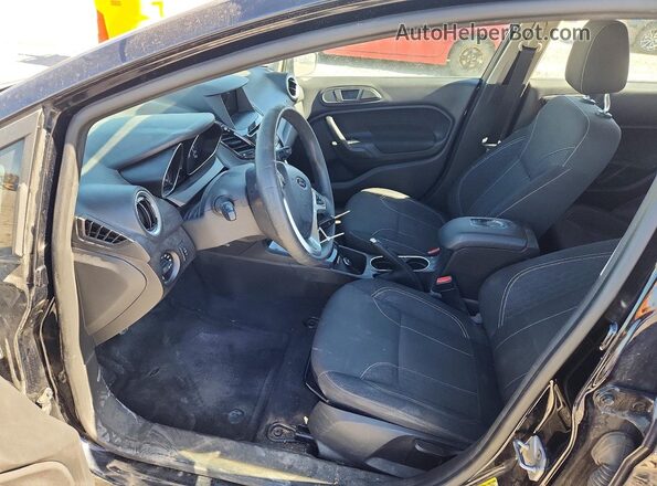 3FADP4EJ6HM161618 2017 FORD FIESTA Black Вид салону спереду