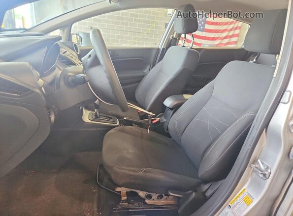 3FADP4EJ6JM104504 2018 FORD FIESTA Silver Vista interior delantera