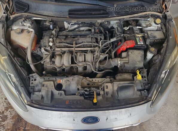 3FADP4EJ6JM104504 2018 FORD FIESTA Silver Vista interior trasera