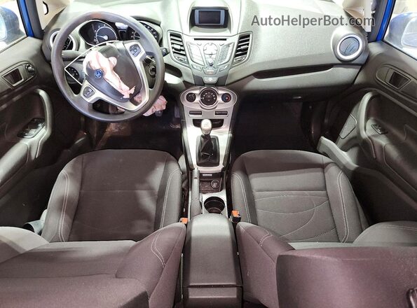 3FADP4EJ6JM146896 2018 FORD FIESTA Blue Առջևի վահանակի տեսք