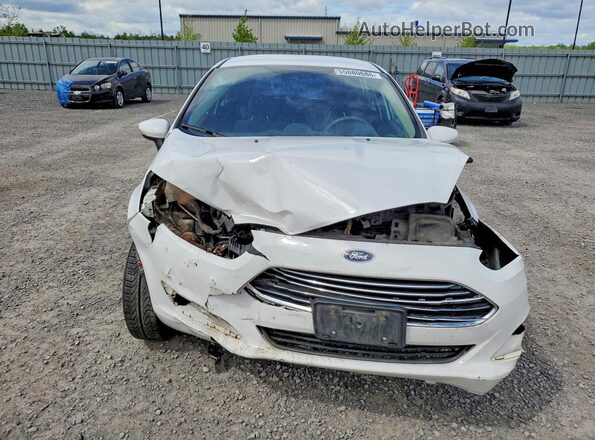 3FADP4EJ7HM129860 2017 FORD FIESTA White Դիմացի տեսք
