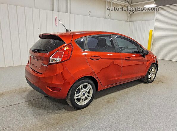 3FADP4EJ7JM136622 2018 FORD FIESTA Orange უკანა მარჯვენა