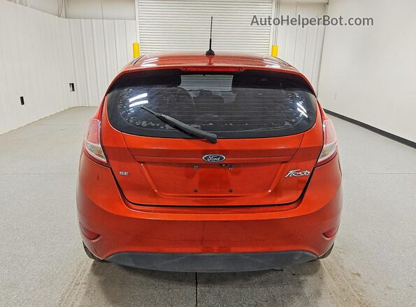 3FADP4EJ7JM136622 2018 FORD FIESTA Orange უკანა ხედი