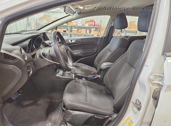 3FADP4EJ8GM175390 2016 FORD FIESTA White Вид салону спереду