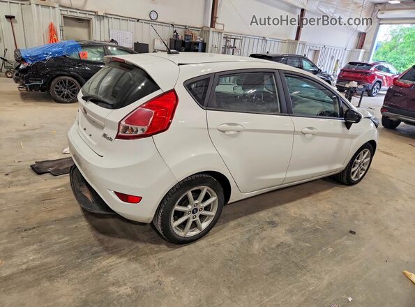 3FADP4EJ8GM175390 2016 FORD FIESTA White Задня права чверть