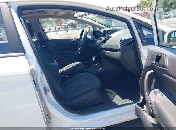 3FADP4EJ8KM144407 2019 FORD FIESTA White Widok wnętrza z przodu
