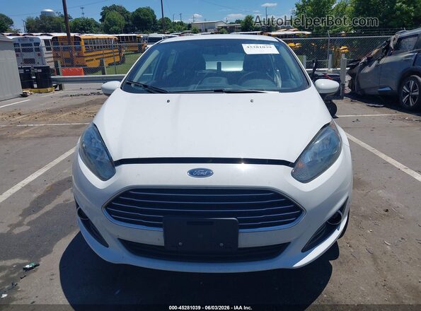 3FADP4EJ8KM144407 2019 FORD FIESTA White Widok wnętrza z tyłu