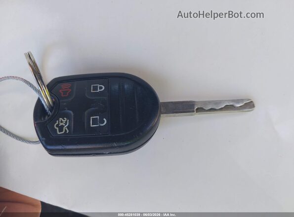 3FADP4EJ8KM144407 2019 FORD FIESTA White Widok deski rozdzielczej