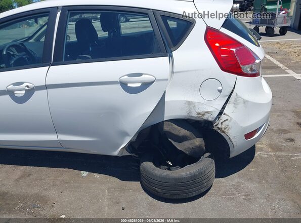 3FADP4EJ8KM144407 2019 FORD FIESTA White Widok z przodu
