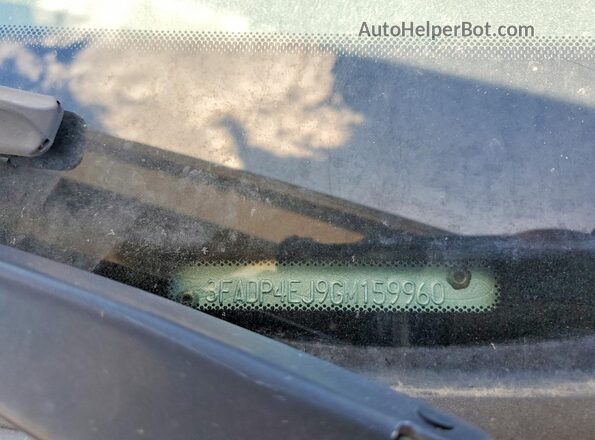 3FADP4EJ9GM159960 2016 FORD FIESTA Silver Widok komory silnika