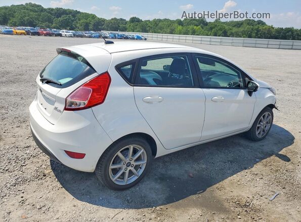 3FADP4EJ9KM136820 2019 FORD FIESTA Белый Задняя правая четверть