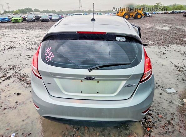 3FADP4EJXHM125429 2017 FORD FIESTA Silver Rear view