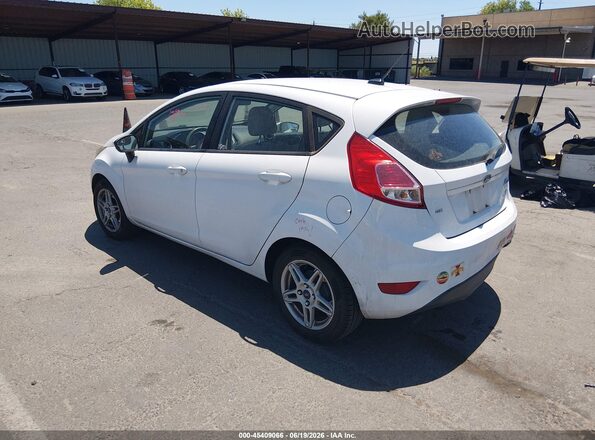 3FADP4EJXHM140481 2017 FORD FIESTA White Tył lewy