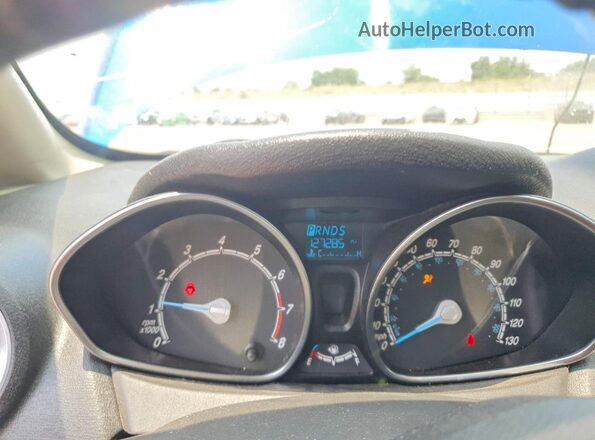 3FADP4FJ1JM139563 2018 FORD FIESTA Blue Սարքավորումների վահանակի տեսք
