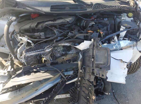 3FADP4GX2KM131766 2019 FORD FIESTA White Widok wnętrza z tyłu