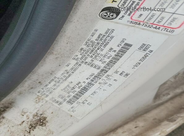3FADP4GX5GM191029 2016 FORD FIESTA White Widok komory silnika