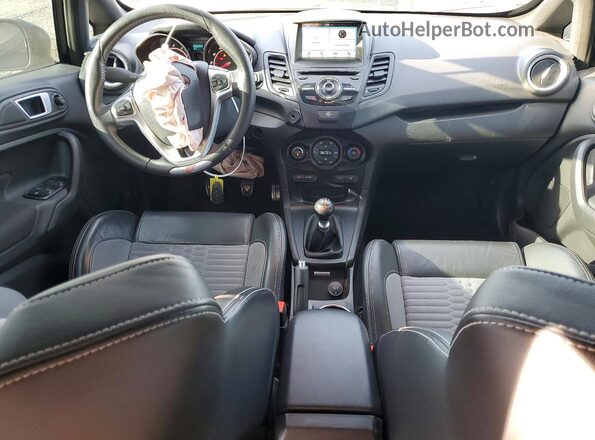 3FADP4GX7JM139540 2018 FORD FIESTA Black Widok deski rozdzielczej