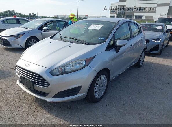 3FADP4TJ0GM167948 2016 FORD FIESTA Silver Przód lewy