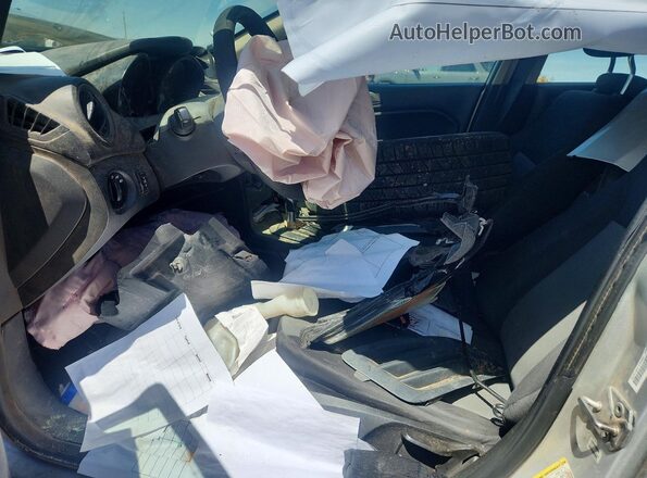 3FADP4TJ1GM169935 2016 FORD FIESTA Silver Սալոնի դիմացի տեսք