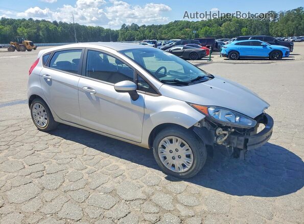 3FADP4TJ4HM163676 2017 FORD FIESTA Silver Front right