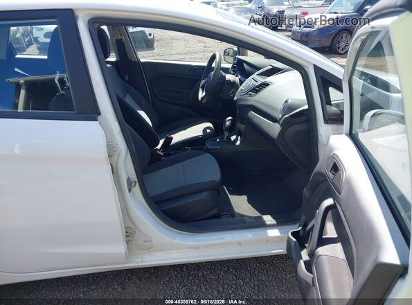 3FADP4TJ4JM143126 2018 FORD FIESTA White Սալոնի դիմացի տեսք