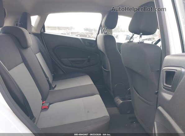 3FADP4TJ9HM166346 2017 FORD FIESTA White VIN sticker view