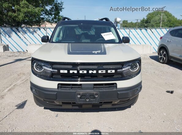 3FMCR9C68RRE02218 2024 FORD BRONCO SPORT Beige Vista interior trasera