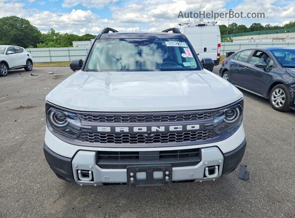 3FMCR9DA3SRE74601 2025 FORD BRONCO White Front view
