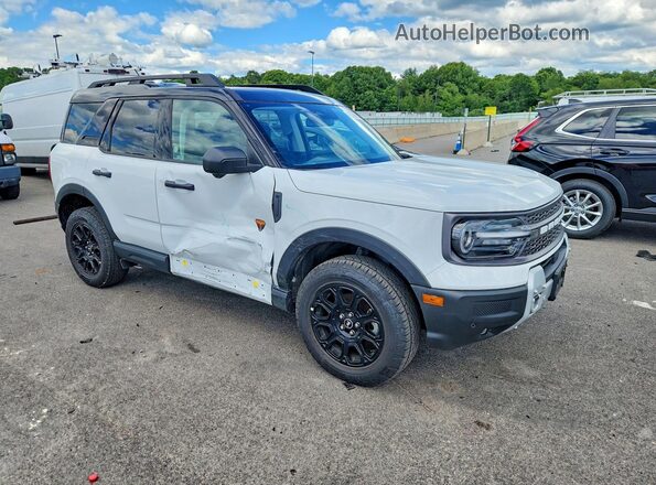 3FMCR9DA3SRE74601 2025 FORD BRONCO White Front right