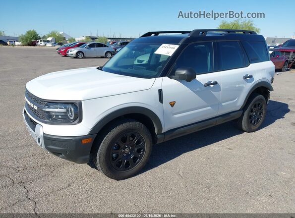 3FMCR9DA5SRF22938 2025 FORD BRONCO SPORT White Vista tres cuartos delantera izquierda