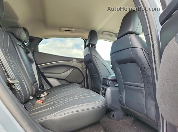 3FMTK1R43RMA40646 2024 FORD MUSTANG Silver Rear seats view