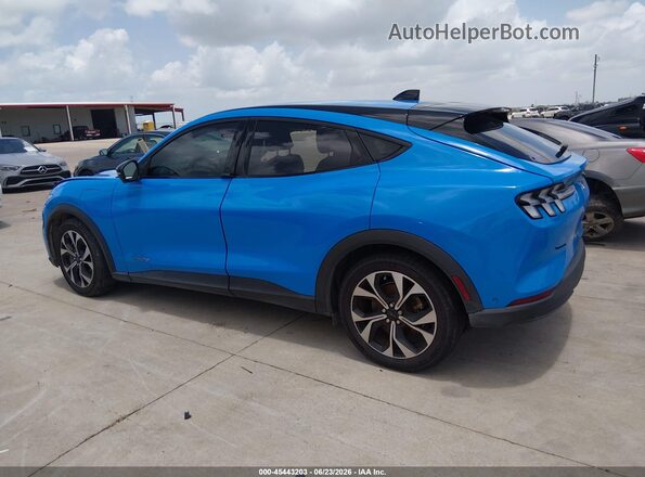 3FMTK1R4XRMA41258 2024 FORD MUSTANG MACH-E Blue 360 interior view